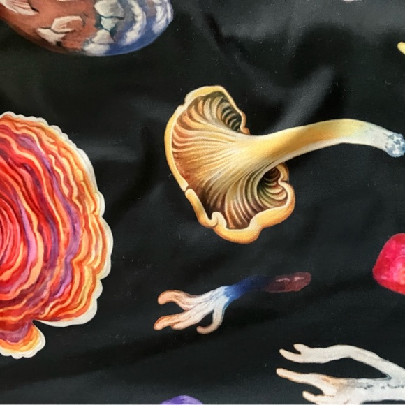 Mushroom leggings - Picture 4 of 4